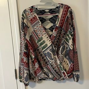 Vintage Havana long sleeve patterned top in size medium